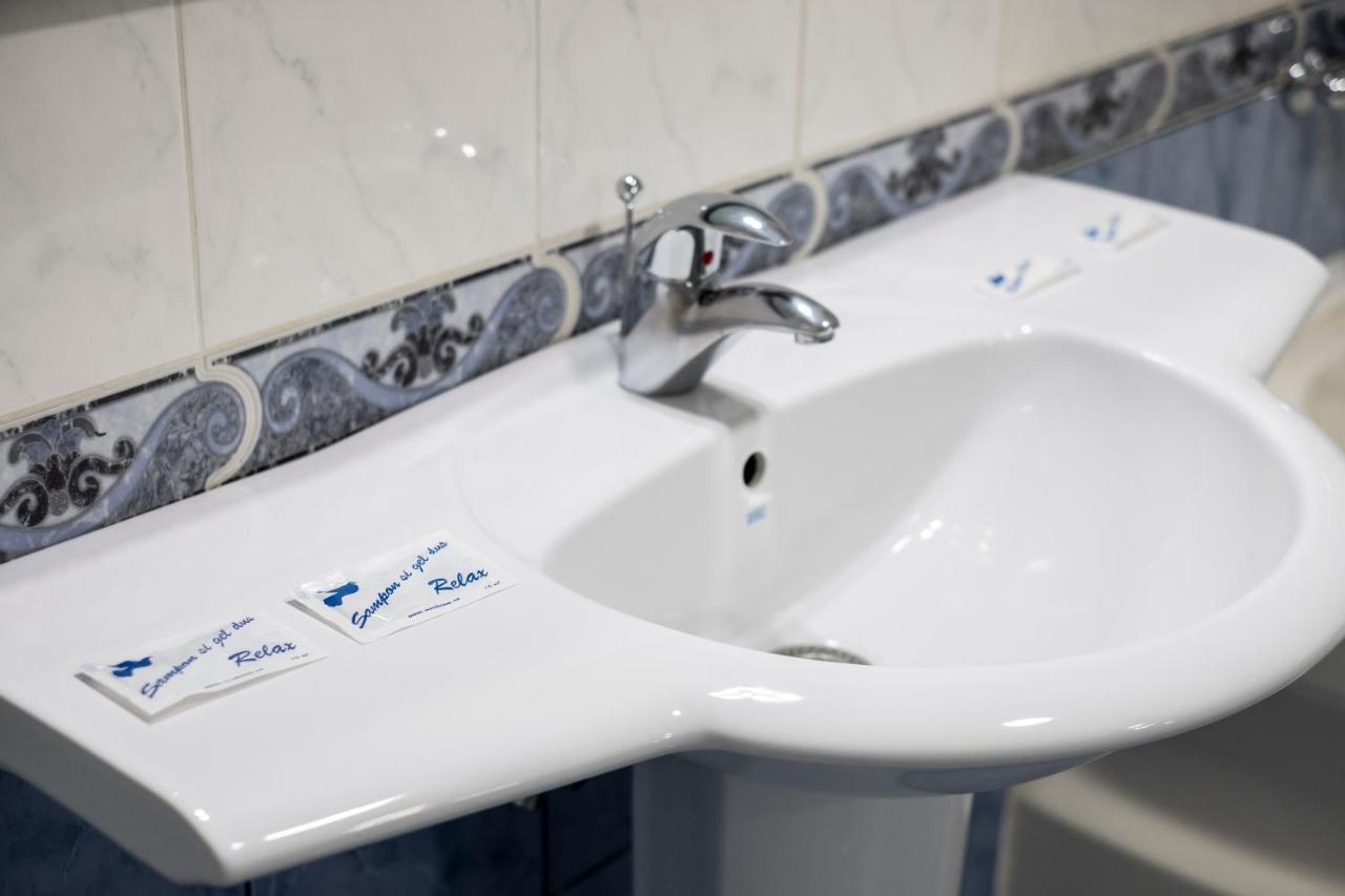 מלון בוקרשט Casa Gabriela מראה חיצוני תמונה