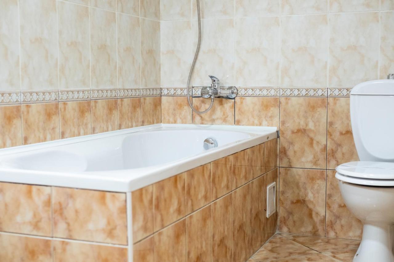 מלון בוקרשט Casa Gabriela מראה חיצוני תמונה