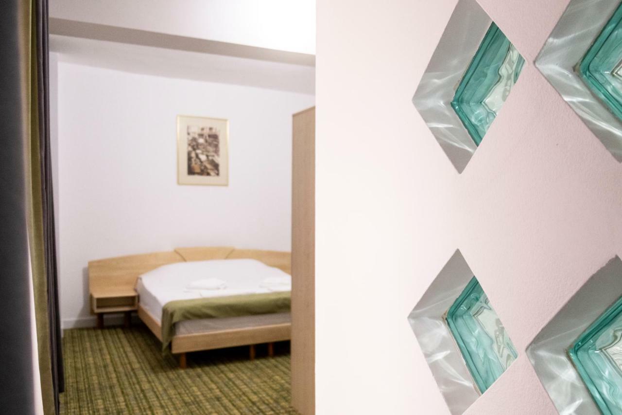 מלון בוקרשט Casa Gabriela מראה חיצוני תמונה